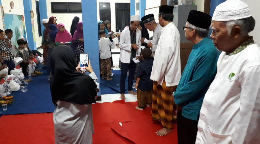 Acara Santunan Anak Yatim 03